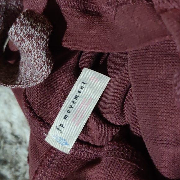 Free People Movement Pull Over - Picture 4 of 4